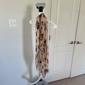 Authentic ALEXANDER MCQUEEN Silk Skull Scarf